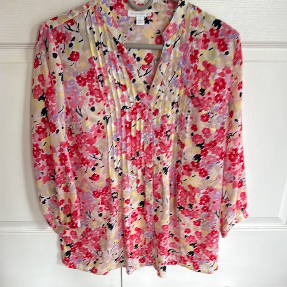 Charter Club White and Cream 3/4 Sleeve Pleated Blouse